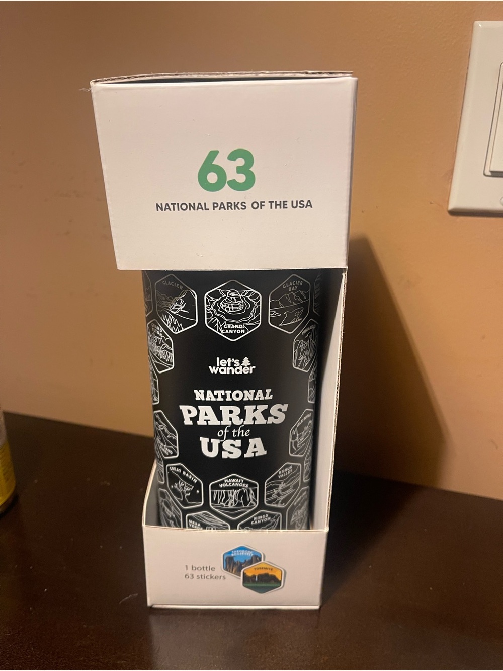 Let's Wander National Parks of the USA Sticker Bottle - Black